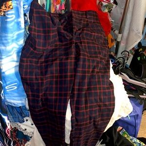 Women’s LG plaid pants forever 21